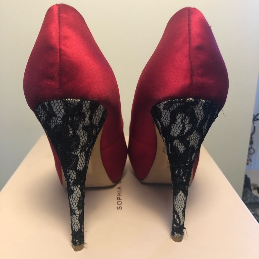 Guess by Marciano red satin pumps - Picture 4 of 8